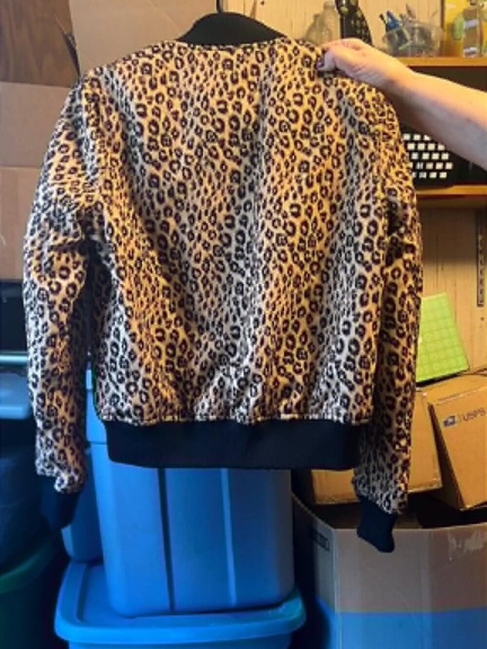 Forever 21 Women's Leopard Print Full Zip Bomber Jacket Size Small pockets snap - Picture 2 of 2